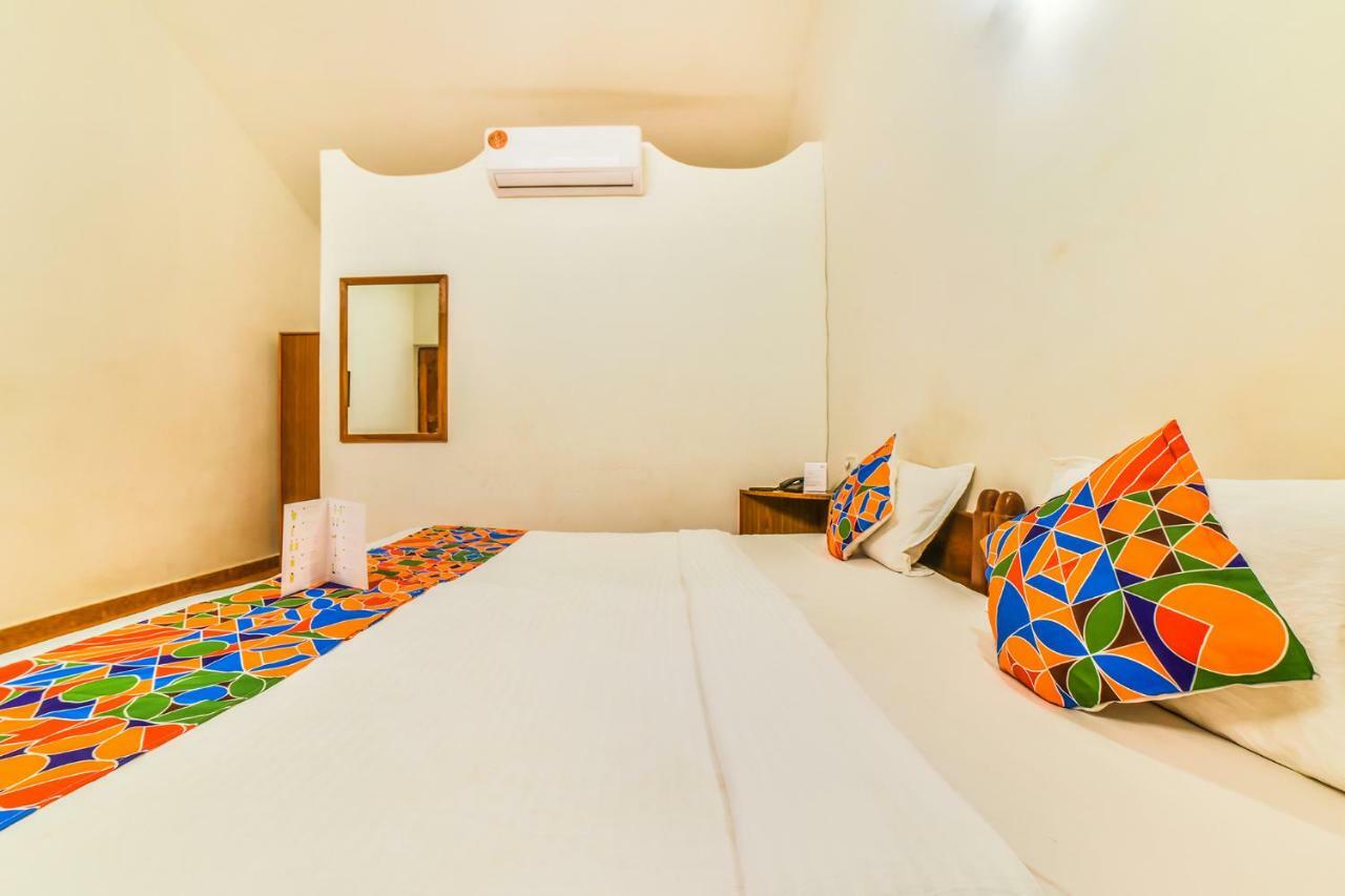 Fabhotel Yoyo Cottage With Pool - Nr Chapora Fort 瓦加托 外观 照片