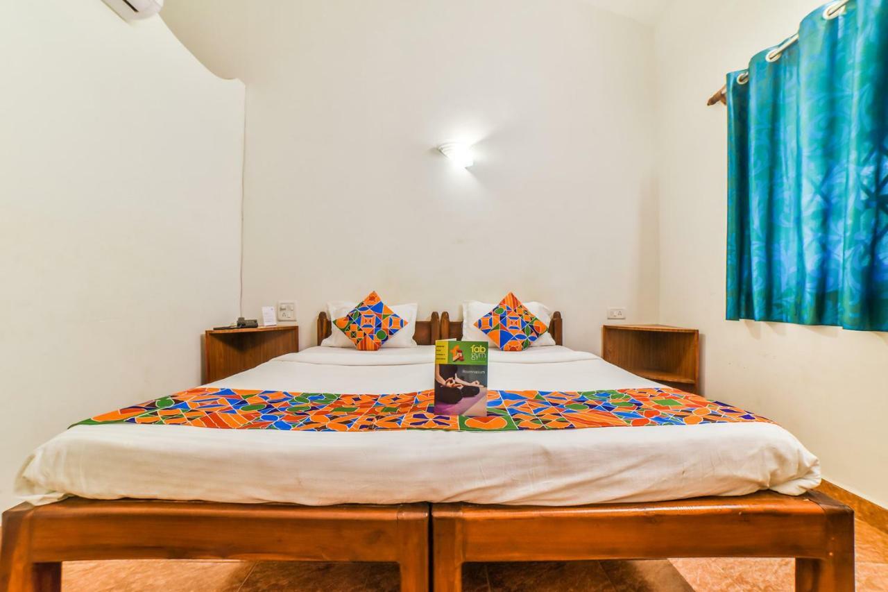 Fabhotel Yoyo Cottage With Pool - Nr Chapora Fort 瓦加托 外观 照片